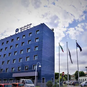 Western Palace **** Φεράρα