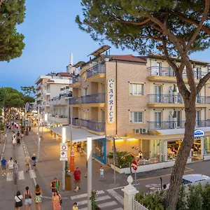 Caprice - In Centro A Italien